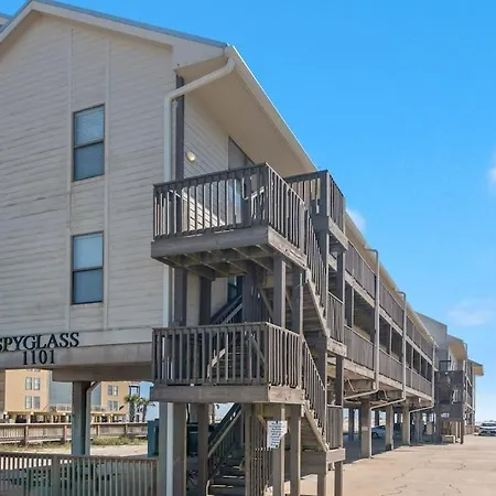 Spyglass Unit 104B