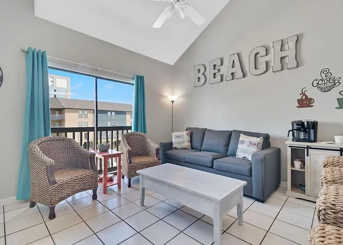 Hotel Spyglass Unit 104b